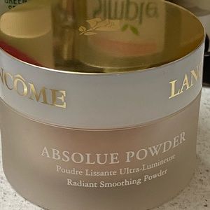 Lancome Absolue Radiant Smoothing Powder